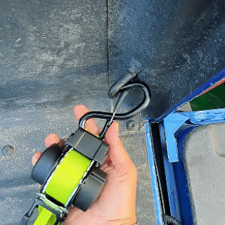 Retractable Ratchet Straps